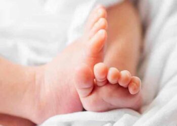 ഗർഭച്ഛിദ്ര ഗുളിക കഴിച്ച് 8-ാംമാസം പ്രസവം ; മാലിന്യത്തോടൊപ്പം ക്വാറിയിൽ അഴുകിയ നിലയില്‍ കുഞ്ഞിന്റെ മൃതദേഹം