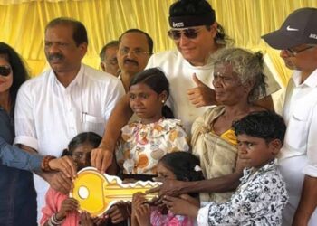 കൊച്ചിയമ്മയ്ക്കും കുഞ്ഞുങ്ങള്‍ക്കും ബോചെയുടെ സ്‌നേഹവീട്