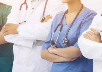 മെഡിക്കൽ കോളജ് ഡോക്ടർമാർ 13ന് സമ്പൂര്‍ണമായി പണിമുടക്കും