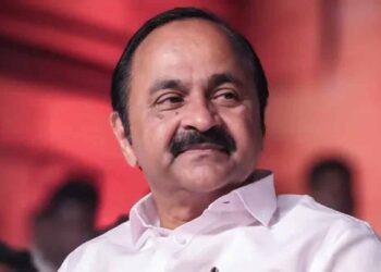 ശബരിമല സ്വർണപ്പാളി കവർച്ചയുടെ  ഗാനം നീക്കം ചെയ്യരുതെന്ന് ആവശ്യപ്പെട്ട് പ്രതിപക്ഷനേതാവ് മെറ്റയ്ക്ക് കത്തുനൽകി