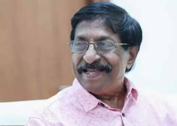 ശ്രീനിവാസന്റെ മൃതദേഹം കണ്ടനാട്ടെ വീട്ടിൽ സംസ്‌കാരം നാളെ , ടൗൺഹാളിൽ പൊതുദർശനം ; മൂന്നുവരെ  അന്ത്യാഞ്ജലി അർപ്പിക്കാം