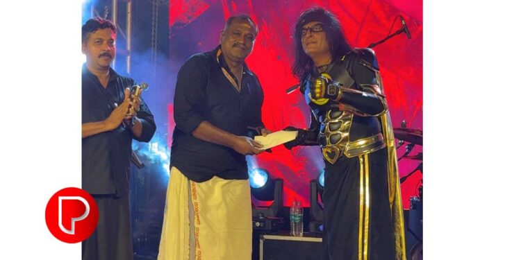 വെടിക്കെട്ട് ദുരന്തം; കുടുംബങ്ങള്‍ക്ക് 10 ലക്ഷവുമായി ‘ബോചെ, ദ റിയല്‍ സൂപ്പര്‍ ഹീറോ’